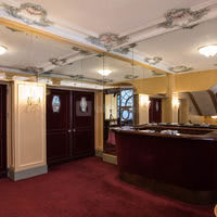 Foyer-Mezzanine 01