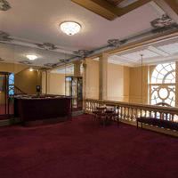 Foyer-Mezzanine 02