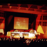 L auditorium