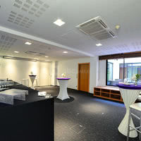 Salon Newton