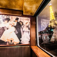 Bateau Maxim's sur Seine