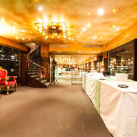 Bateau Maxim's sur Seine