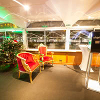 Bateau Maxim's sur Seine