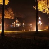 Le golf en tenue de soirée