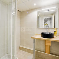 LOGE AVEC SDB