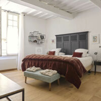 Boutique Hôtel Entraigues 4*