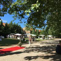 Cocktail dans jardin des salle de réception