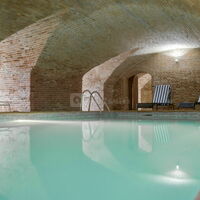 Piscine intérieure