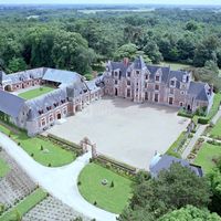 Château de Jallanges - 12 km de TOURS, (55 minutes de PARIS TGV -  réception de 50 à 700 personnes