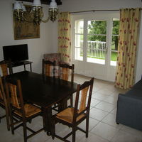 Gîte rez de chaussée terrasse plein sud