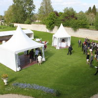 Cocktail derrière le château