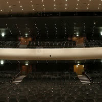 Amphithéâtre / auditorium (avec orchestre et balcon)