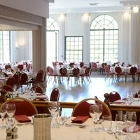 Salon Majestic