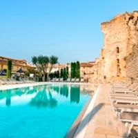 Piscine extérieure chuaffée
