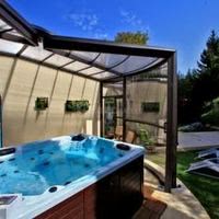 Jacuzzi couvert et chauffé