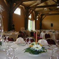 Dîner dans la salle des etangs