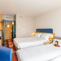 Chambre quadruple avec canapé-lit double