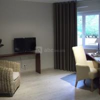 Espace de travail chambre double