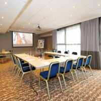 Salon Charmant Som
