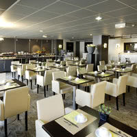 Salle de petit dejeuner