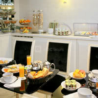 Salle petit déjeuner