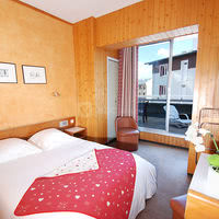 Chambre grand lit