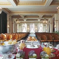 Le salon les ambassadeurs