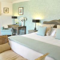 Une Chambre de l'Hôtel*****