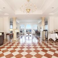 Althoff Villa Belrose