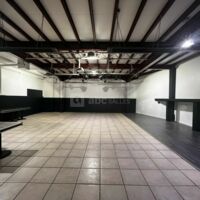 Grande salle repeinte en novembre 2025