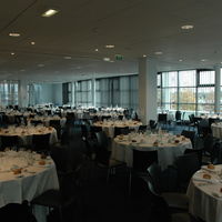 Déjeuner assis 350 couverts