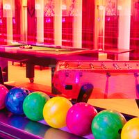 Bowling Foch - Billards et Babyfoot