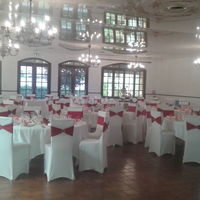MARIAGE GRANDE SALLE BLANC ET ROUGE