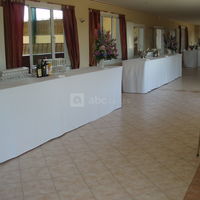 Espace cocktails attenant à la grande salle