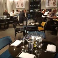 DOMANI Salle Bar