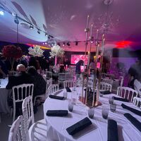 Réception élégante en salle