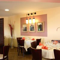 Salle de restaurant 80 couverts