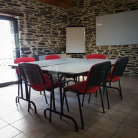 Salle 6 / 8 personnes