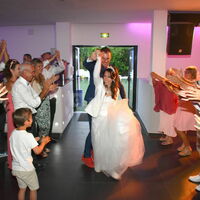 Nao Athéna - Arrivée des mariés