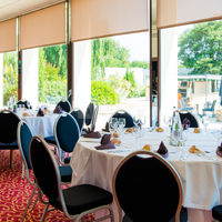 Salle de réception en cabaret