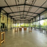 Halle - stands partenaires