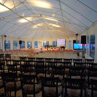 Conférence dans le pavillon