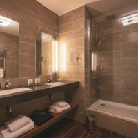 Salle de bains chambre privilège - ForgesHotel