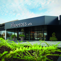 Les Pyramides