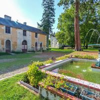 Jardin avec fontaine