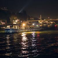 Le bateau le Rive droite en navigation