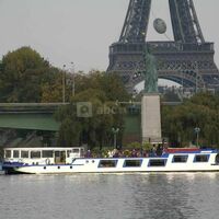 Votre vin d'honneur sur le pont supieur du coche d'eau