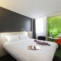 Chambre grand lit