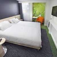 Chambre grand lit