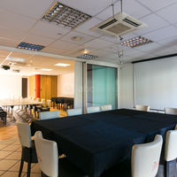 Salles Lounge & Club